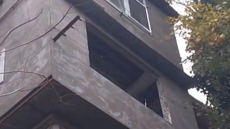    Bakıda 5 mərtəbəli binada partlayış baş verdi -   VİDEO