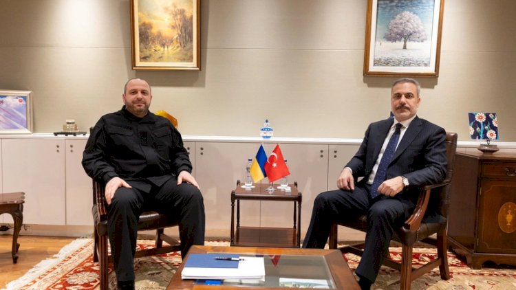    Hakan Fidan Brüsseldə Rüstəm Umerovla görüşdü   