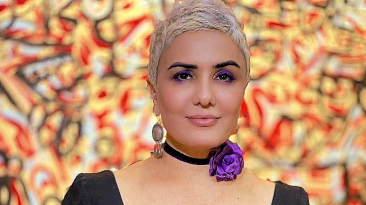    Rəssam iki nəşriyyatı məhkəməyə verdi,   20 minlik iddia