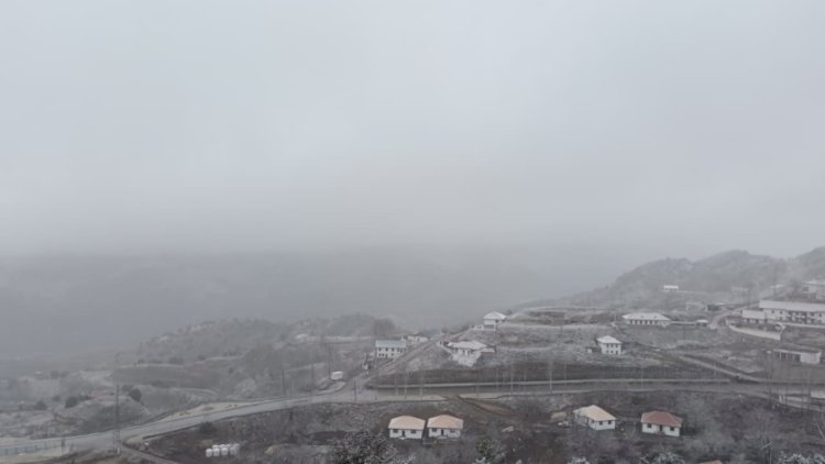    Laçına qar yağır – FOTOLAR   