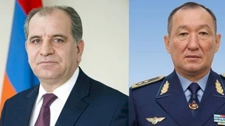    Ermənistan səfiri Qazaxıstanın müdafiə naziri ilə görüşdü   