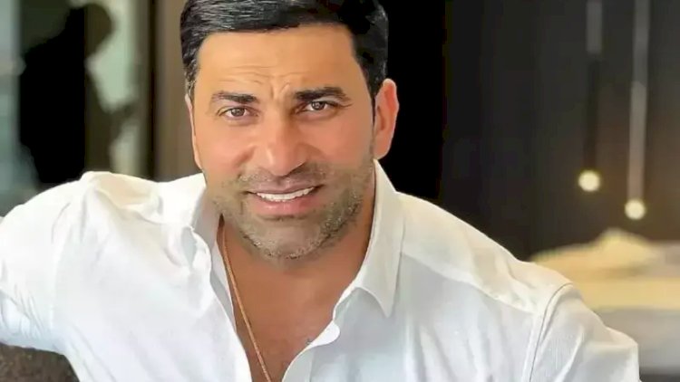    “Vəsiqəmdə atamın yox, babamın adı yazılıb”   