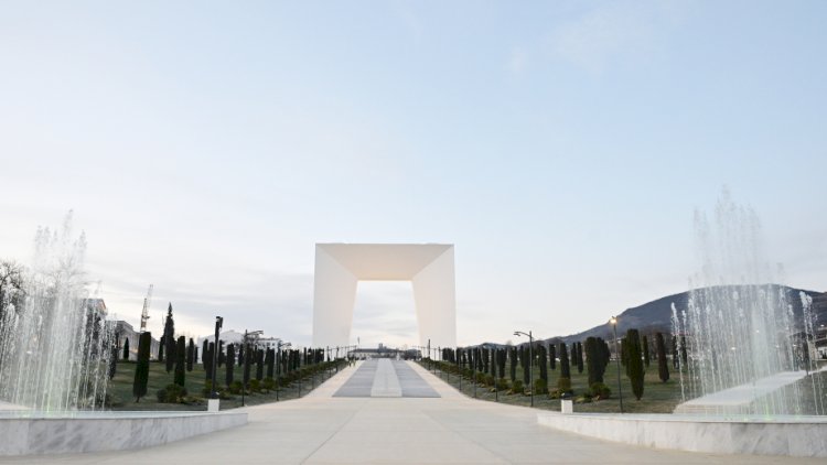    Президент Ильхам Алиев принял участие в открытии Парка Победы в городе Ханкенди    