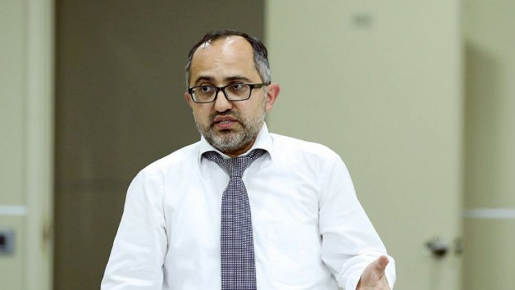    “Onunla həmyerli olduğum üçün utanır və deyirəm: haram olsun sənə torpağın çörəyi...”   