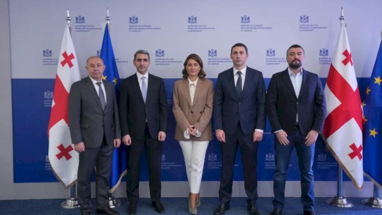    Bakı–Tbilisi–Qars dəmir yolu üzrə müqavilələr imzalandı   