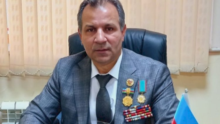    Qanunsuz orden-medallar təsis edən QHT rəhbərinin məhkəməsi başladı   