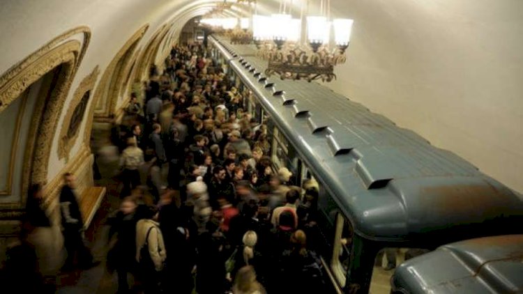    Metroda nə baş verir? - Sərnişinlər “Sahil”də düşürülüb   