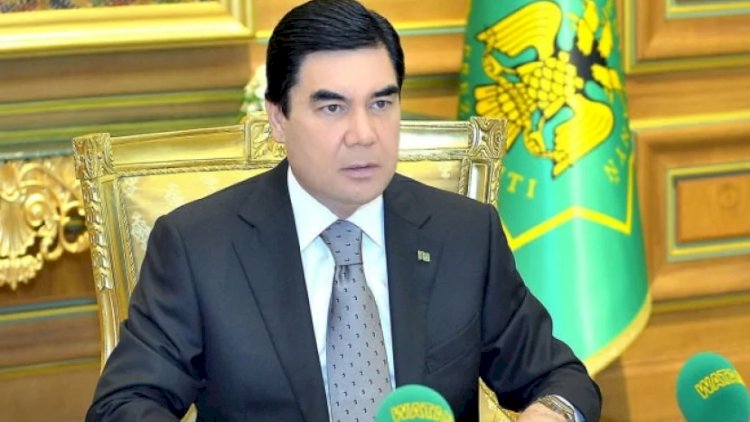    Qurbanqulu Berdiməhəmmədov Bakıya gəlir   
