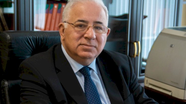    Putin azərbaycanlı alimi, keçmiş partiya sədrini təltif etdi   