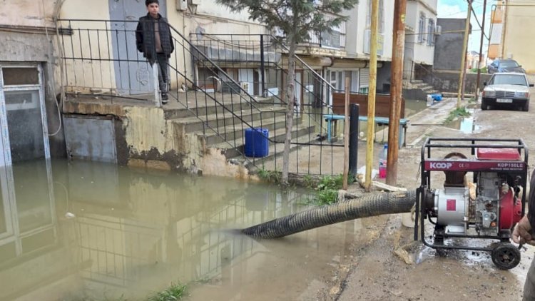    Abşeronda yağışın fəsadları aradan qaldırılır   