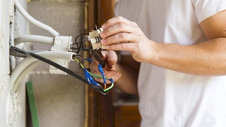    Çataxda 6 yaşlı oğlanı cərəyan vurdu   