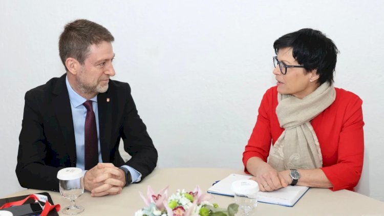    Albaniyanın Aİ-yə üzvlüyü məsələsi müzakirə edildi   