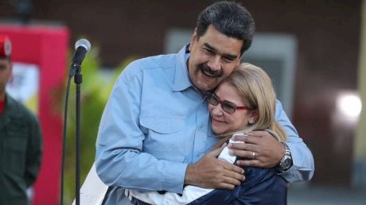    Maduro və arvadı üçün yaşıl işıq yandırıldı   