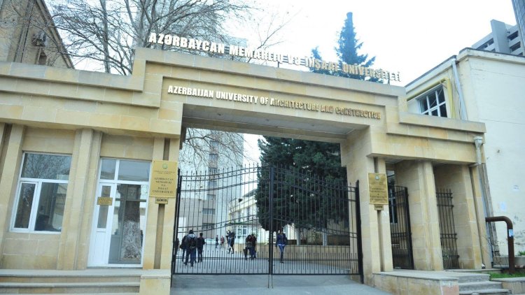    SON DƏQİQƏ! Universitetdə yanğın başladı   YENİLƏNİB