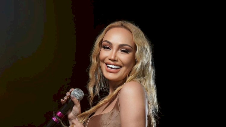    Qonşusu məşhur müğənninin qapısını döyüb nə istədi? -   “Gördü ki...”