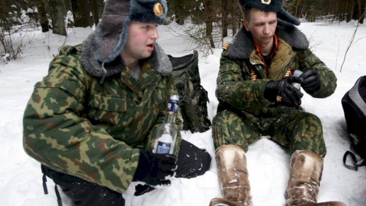    Rus komandirin   SENSASİON səs yazısı yayıldı: adamyeyən əsgərlər…