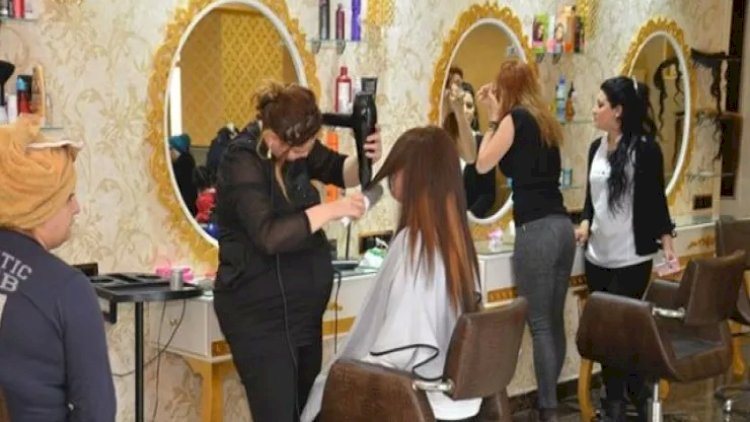    Bakıda ŞOK OLAY: 24 yaşlı qız atasını talayıb sevgilisinə xərclədi   