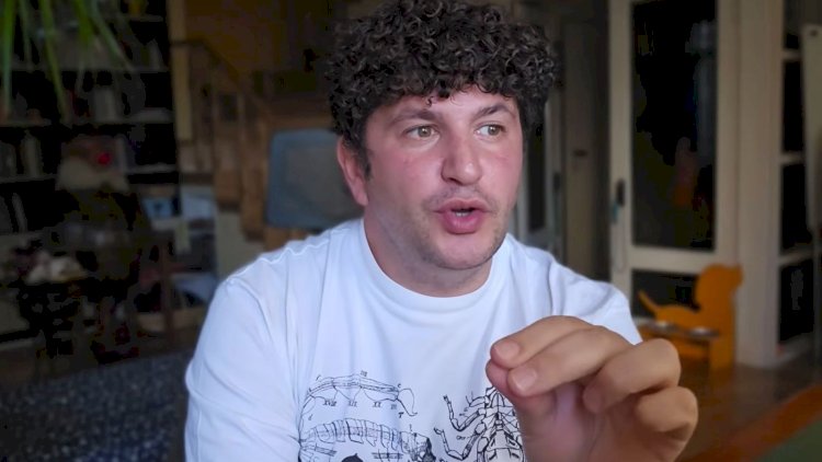 
                       Tezliklə ŞOK sirlər üzə çıxacaq, göydən pul yağacaq                    