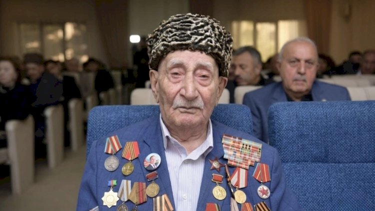    Hitlerə qarşı döyüşmüş məşhur veteran 100 yaşına çatdı   