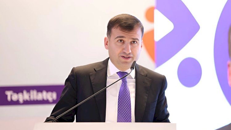    Azər Mursaqulov mərkəz direktorunu işdən çıxardı   