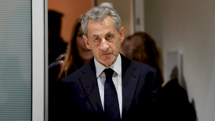    Sarkozi şərti azadlığa buraxıldı   