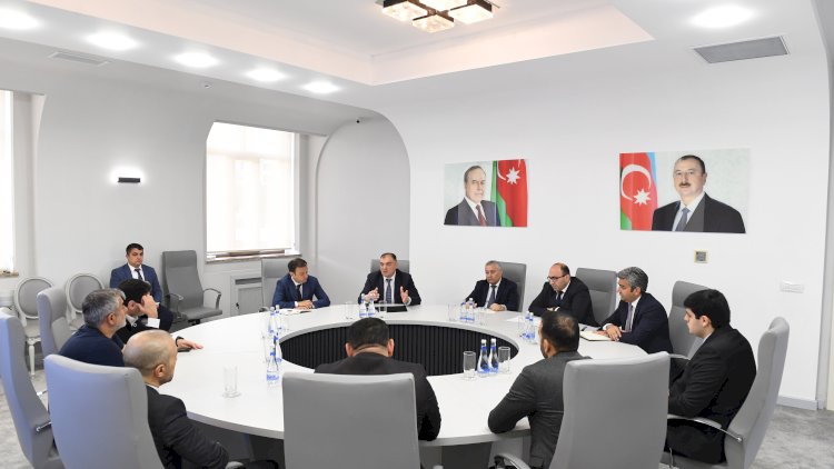    “Azərişıq” və “Ticarət Şəbəkələrinin İnkişafı” təmsilçiləri arasında görüş keçirildi   