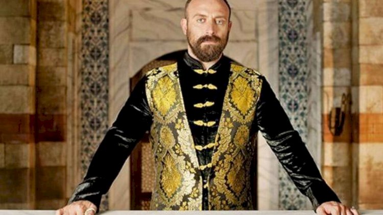
                       Sultan Süleyman futbol matçında -   VİDEO                