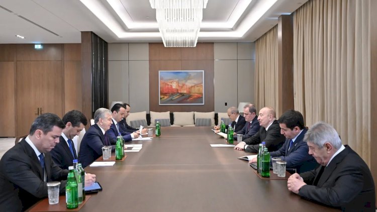    İlham Əliyev Şavkat Mirziyoyevlə görüşdü   