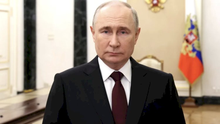    Vladimir Putin Pekində səfərdədir   
