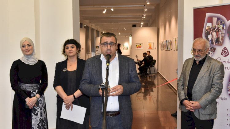   Qönçə Məmmədova və onun şagirdlərinin “Rənglərin dialoqu” adlı sərgisi açılıb   