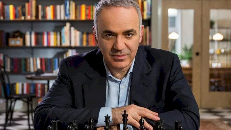    Harri Kasparov beynəlxalq axtarışa verildi   