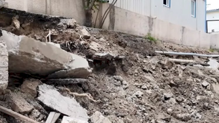    Bakıda divar uçdu, avtomobillər əzildi   - VİDEO