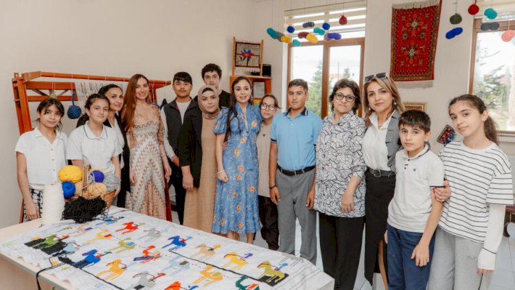    Leyla Əliyeva və Arzu Əliyeva internat məktəbə baş çəkdilər   