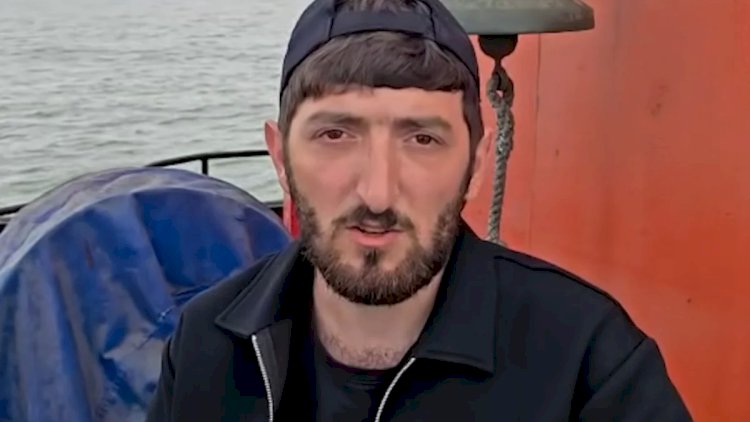   Azov dənizində dron hücumu: Sağ qalan azərbaycanlı dənizçi   dəhşətli anları təsvir etdi - VİDEO