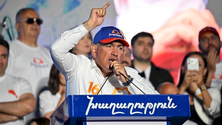 Paşinyan təkbaşına hökumət qurur: Parlamentdə qazandığı yerlərin sayı açıqlandı