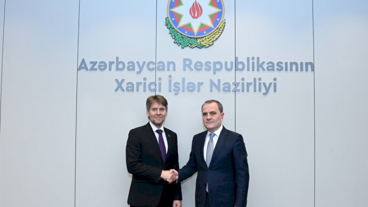    Dövlət katibi Ceyhun Bayramovla görüşdü   