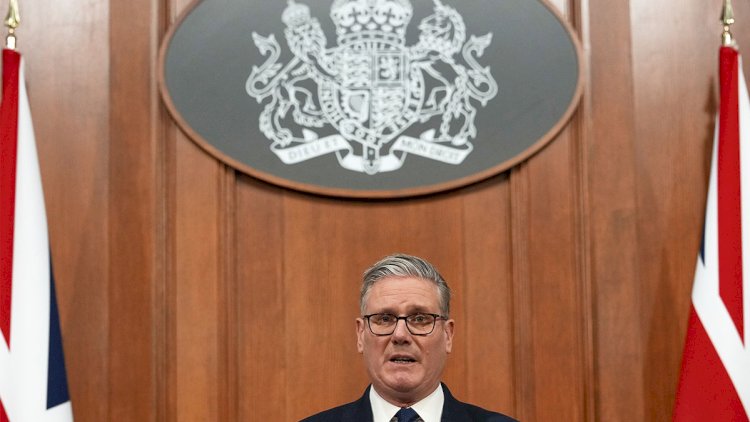    Starmer istefa verdi   