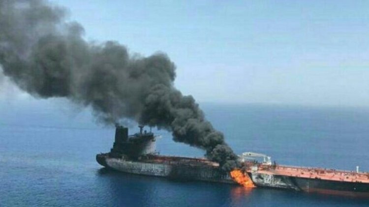    Hörmüz boğazında tanker vuruldu   