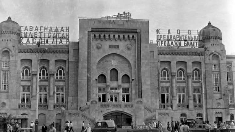    Tarixi bina bir günlüyə hər kəsə açılır –   Giriş pulsuz olacaq