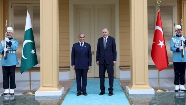    Ərdoğan Şəriflə görüşdü   
