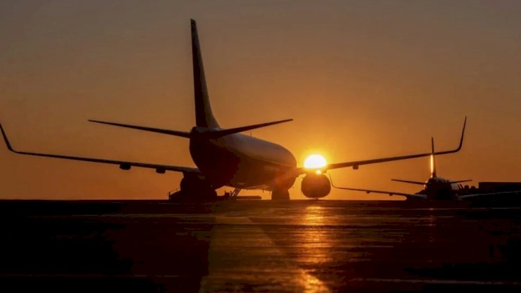    “Qatar Airways”in təyyarəsi Bakıya   TƏCİLİ ENİŞ ETDİ