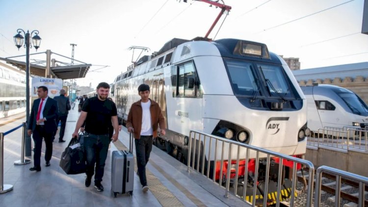    Gürcüstana gedənlərə şad xəbər:   Bakı-Tbilisi qatarı ilə bağlı yeni qərar