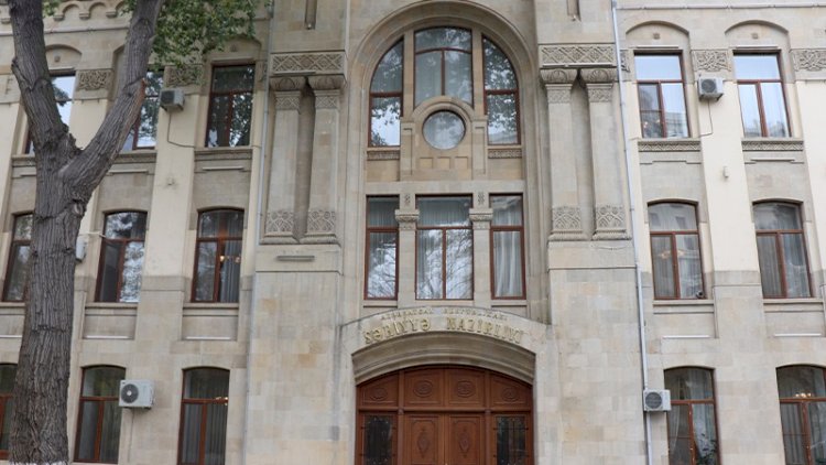   Nazirlik qulaqdibi barədə iddialara cavab verdi   