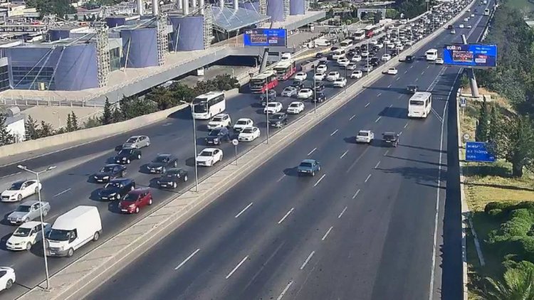    Paytaxtın hansı küçələrində sıxlıq müşahidə olunur?   - SİYAHI