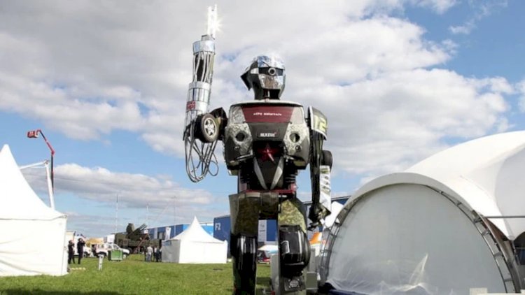    Süni intellektli robotlar müharibəyə göndərilir – Trampın oğlu da alacaq   