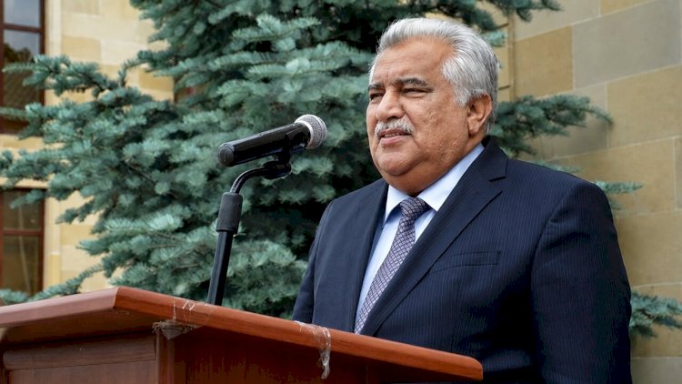    “Mən yatıb-durmağa yer axtarıram” – Abıyev gözünü yumub, ağzını açdı   