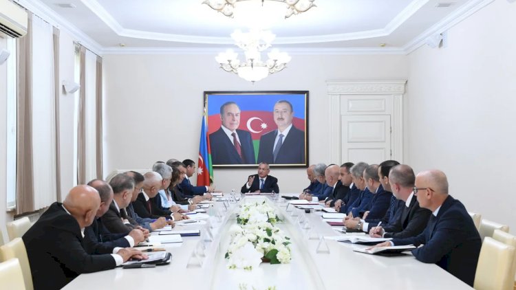    Rövşən Rzayev iclas keçirdi, tapşırıqlar verdi   