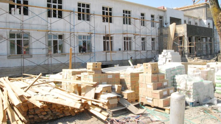    Təhsil müəssisələrində böyük təmir başlayır   
