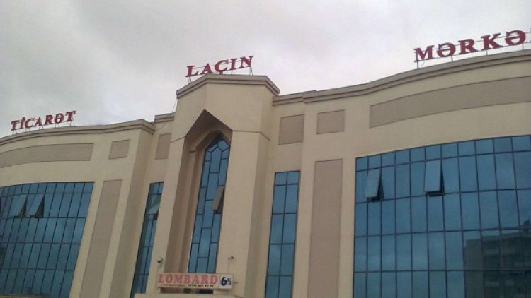   Bakıda ticarət mərkəzində faciə - Ölən var   