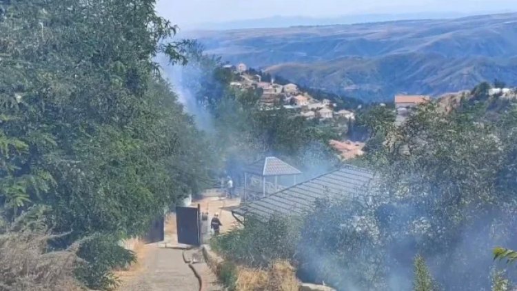    Laçında yaşayış evlərinin yaxınlığında yanğın olub - FOTOLAR   